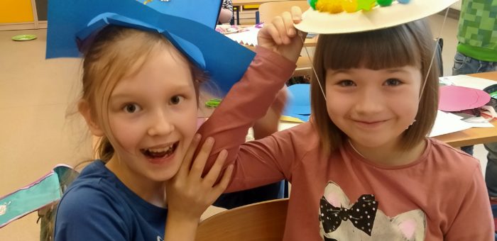 Kapelusz Pani Wrony | Klasa 2A