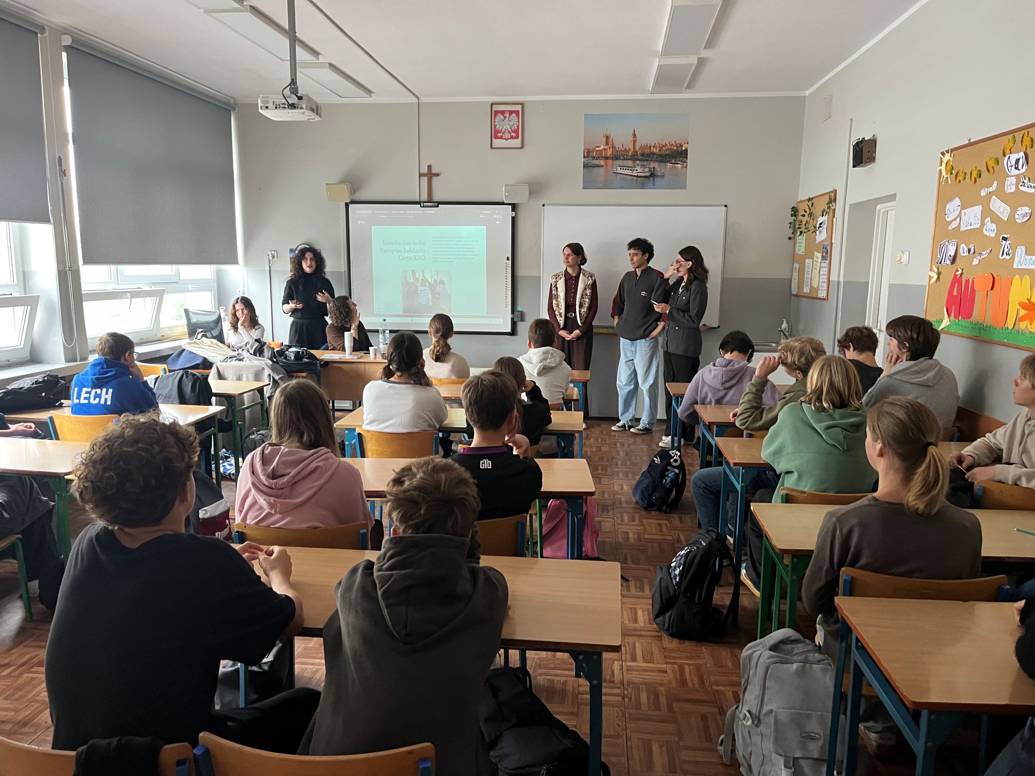  Młodzi zmieniają świat! Wolontariusze z „Horyzontów” ponownie w SP2